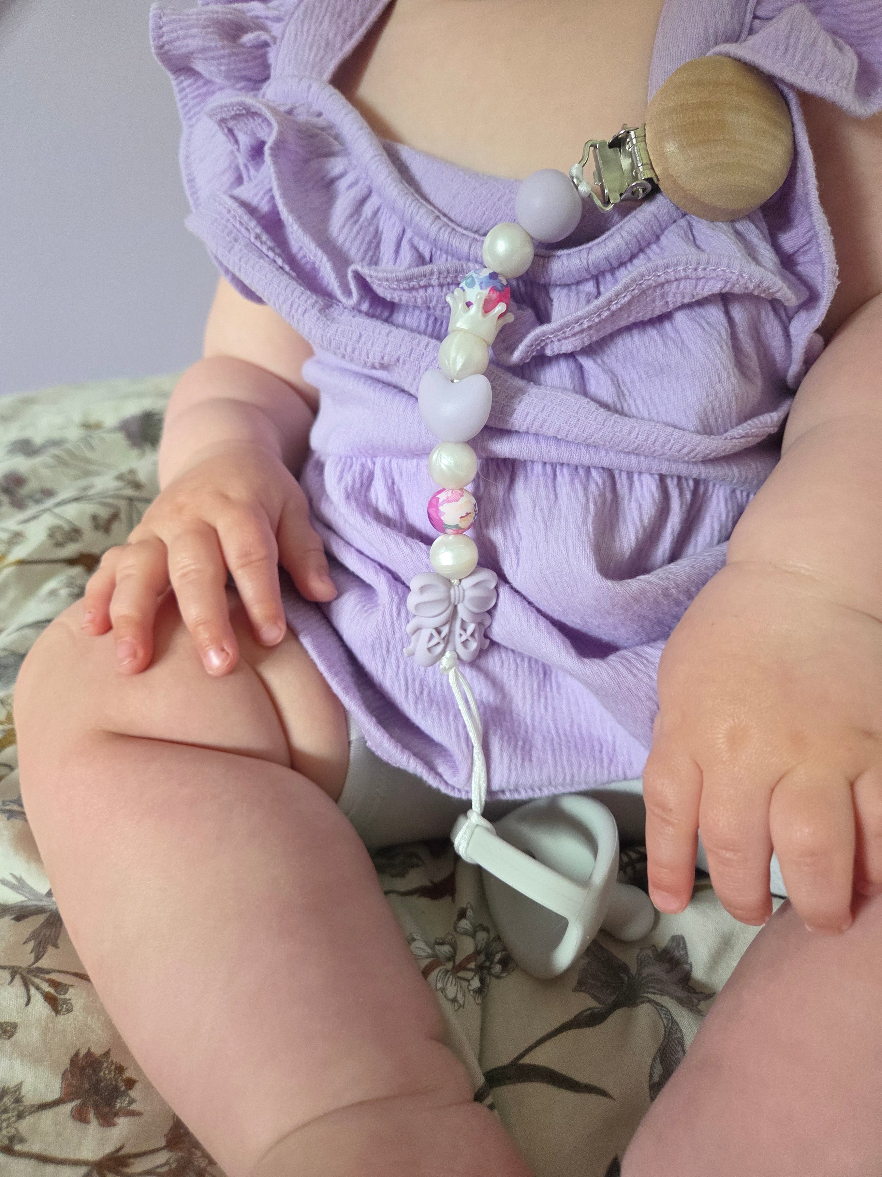 Attache-suce ballet/coeur/ lilas