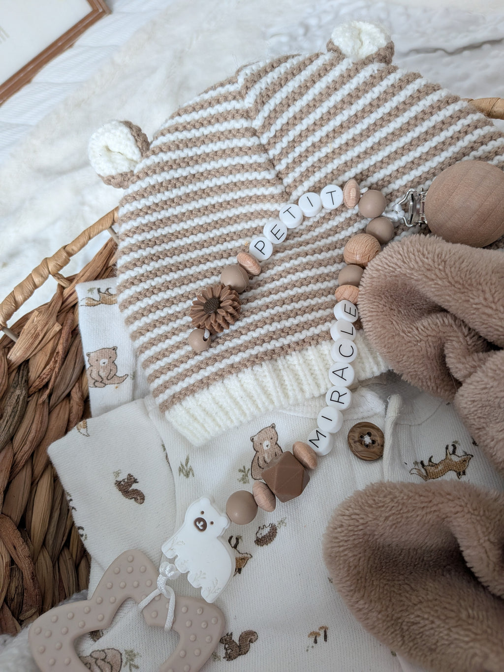Attache-suce petit miracle ours blanc